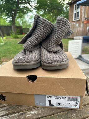 UGG Classic Cardy Knit Slipper Boots in Grey